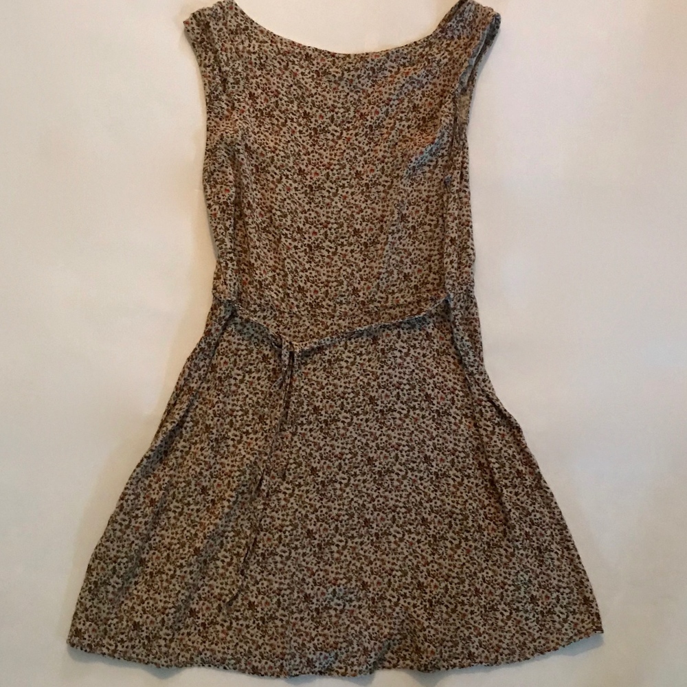 Darling floral mini dress